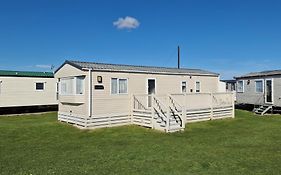 The Burrows Family Retreat, West Sands Holiday